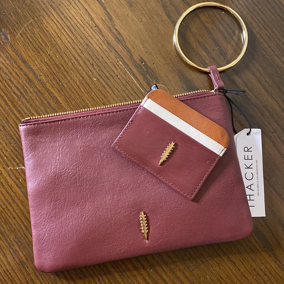 New w Tags genuine leather Thacker hands free wristlet with matching card case - Picture 11 of 12